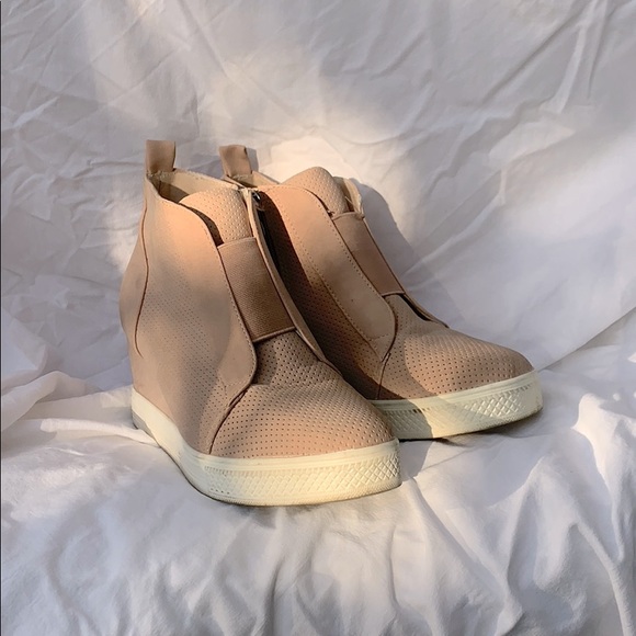 Millennial pink heeled sneakers - Picture 1 of 2